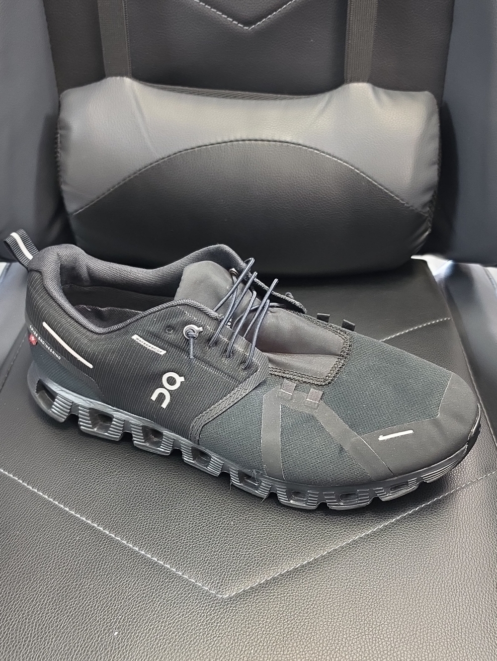 On Running Black Men’s Athletic Running Shoe
